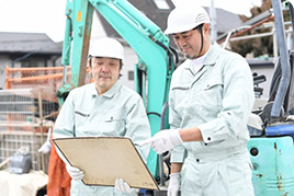 専門のスタッフによるメンテナンスで、鋼管杭の長寿命化に貢献します！